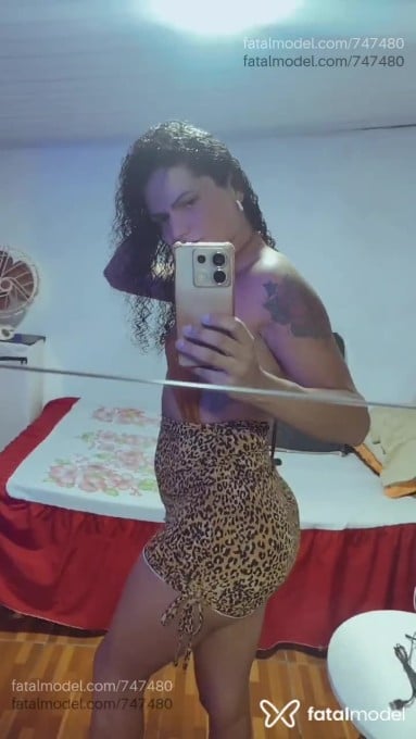 Acompanhante mulher trans com cabelo castanho de olhos castanhos em Virtual Acompanhante mulher trans com cabelo castanho de olhos castanhos em Virtual - FABÍOLA BARROS