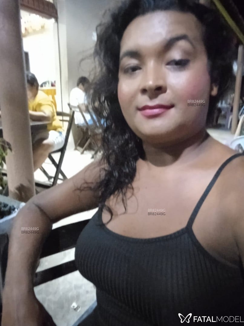 Acompanhante mulher trans morena (o) de olhos pretos em Sobral Acompanhante mulher trans morena (o) de olhos pretos em Sobral - Clara