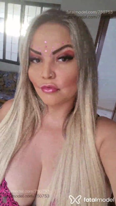 Acompanhante mulher loira (o) de olhos castanhos em Maringá Acompanhante mulher loira (o) de olhos castanhos em Maringá - BOING BOING