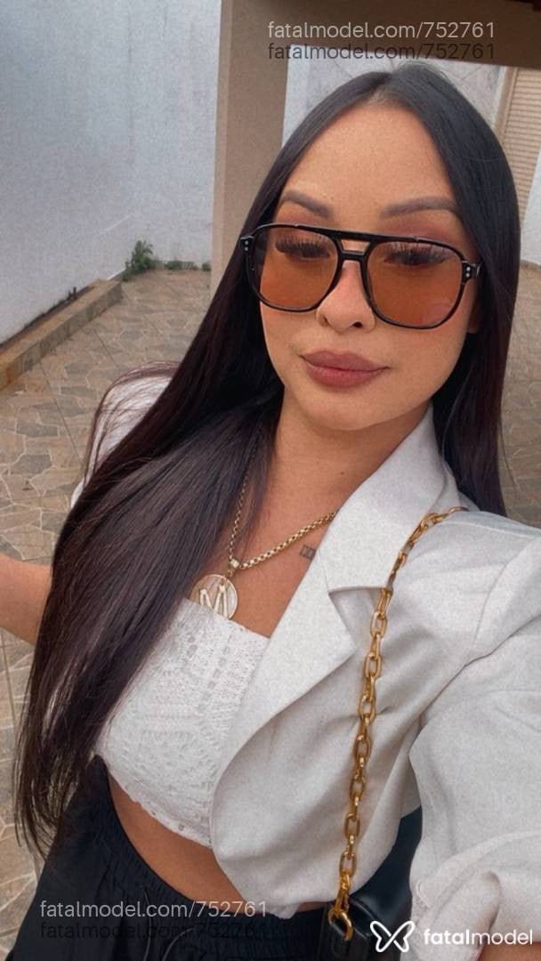 Acompanhante mulher morena (o) de olhos castanhos em Poços de Caldas - Paula Diniz