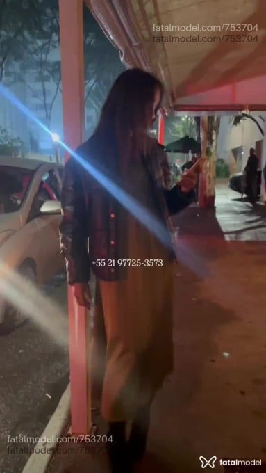 Acompanhante mulher com cabelo castanho de olhos castanhos em São Paulo - Júlia Aguiar