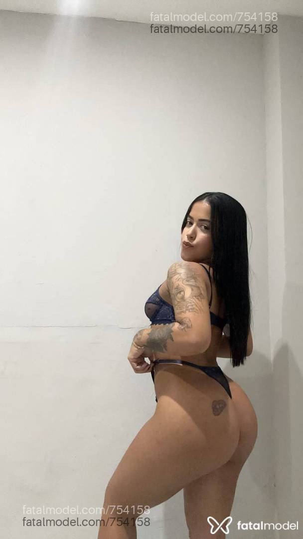 Acompanhante mulher com cabelo castanho de olhos pretos - NATASHA