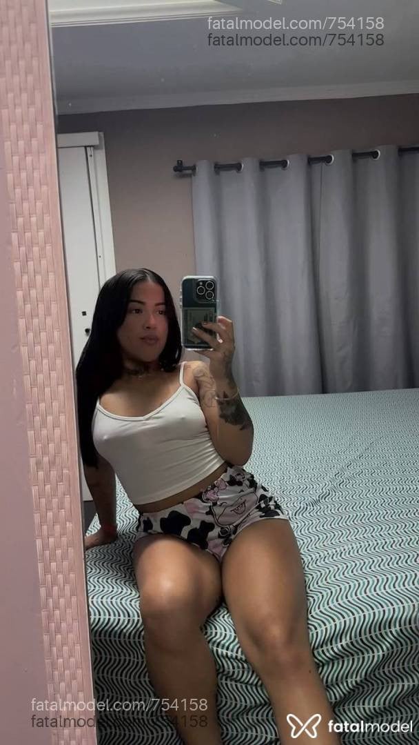 Acompanhante mulher com cabelo castanho de olhos pretos em Balneário Camboriú - NATASHA