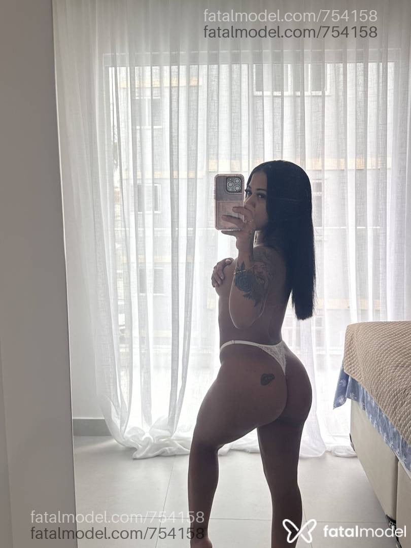 Acompanhante mulher com cabelo castanho de olhos mel em Palhoça - NATASHA