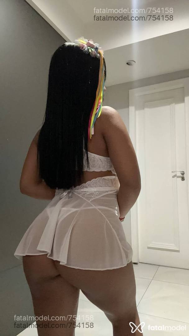 Acompanhante mulher com cabelo castanho de olhos mel em Balneário Camboriú - NATASHA