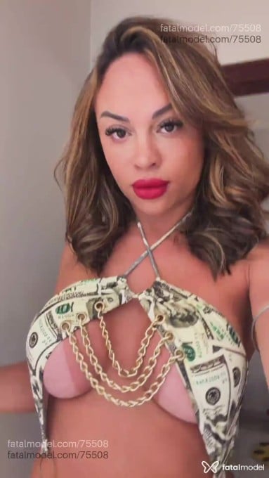 Acompanhante mulher trans morena (o) de olhos castanhos em Mogi Guaçu - Karol Ferraz