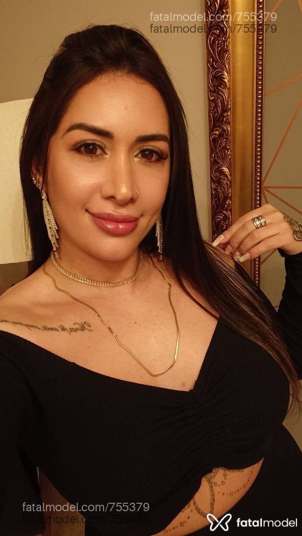 Acompanhante mulher morena (o) de olhos castanhos - Aline Martins