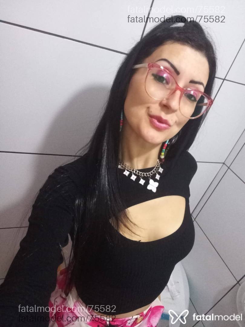 Acompanhante mulher com cabelo castanho de olhos castanhos em Bagé - barbara