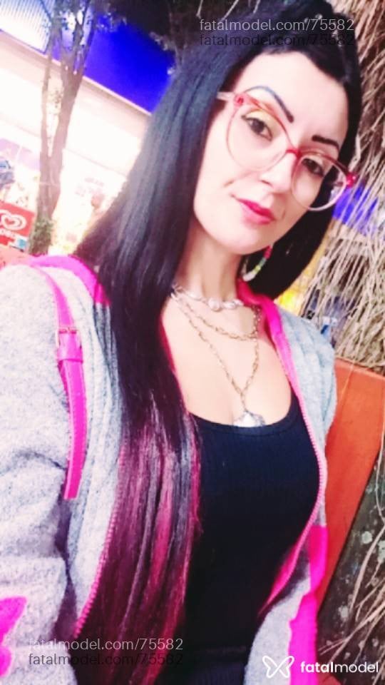 Acompanhante mulher com cabelo castanho de olhos castanhos em Santana do Livramento - barbara