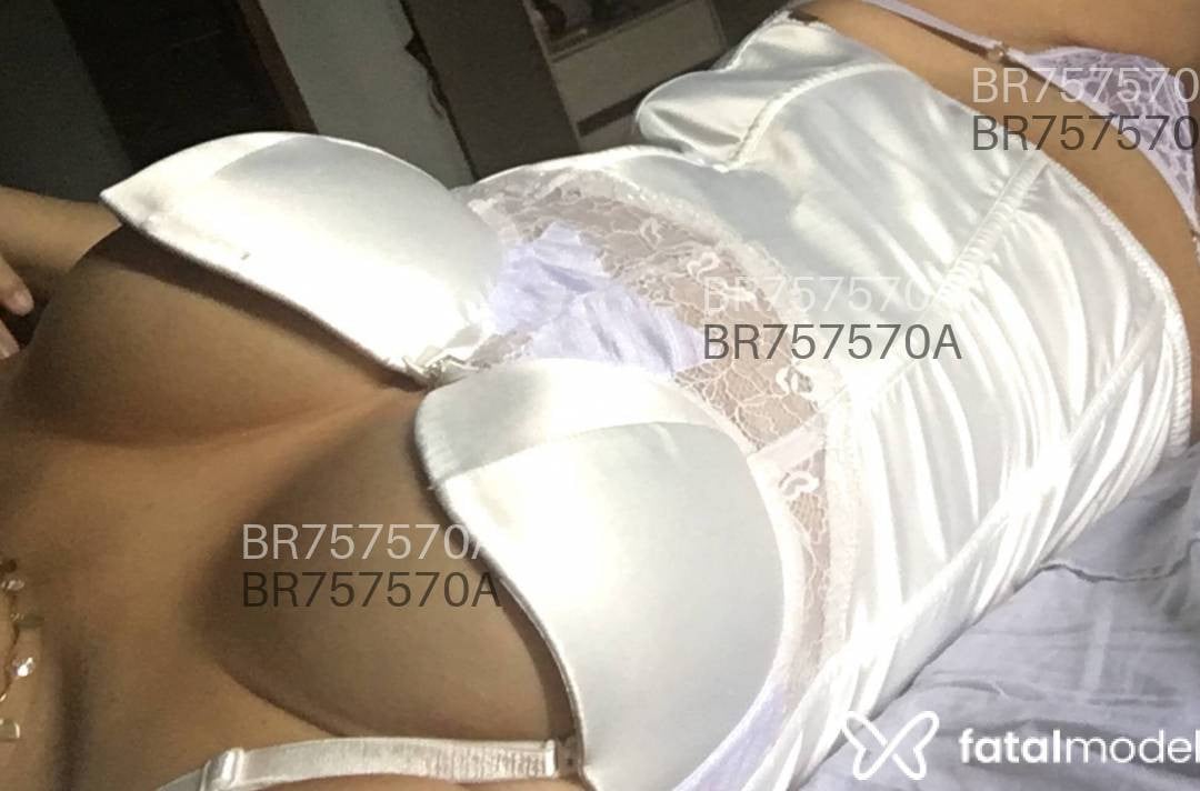 Acompanhante mulher morena (o) de olhos castanhos em Mogi das Cruzes - Diana Bellucci