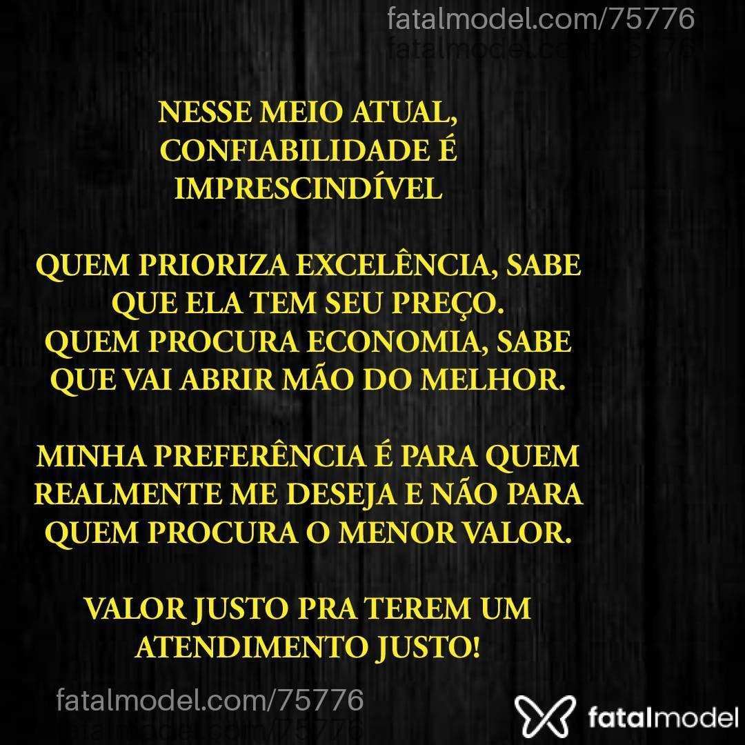 Acompanhante mulher trans loira (o) de olhos verdes - NICKOLE KAEFER