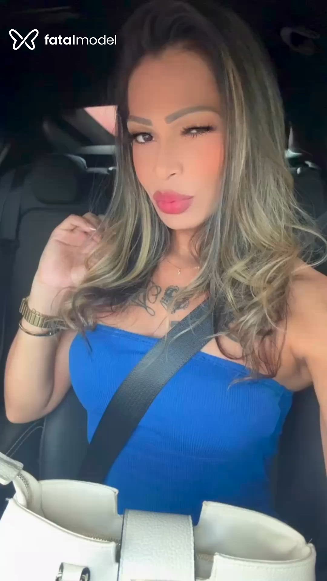 Acompanhante travesti loira (o) de olhos castanhos - Juliana Guimarães