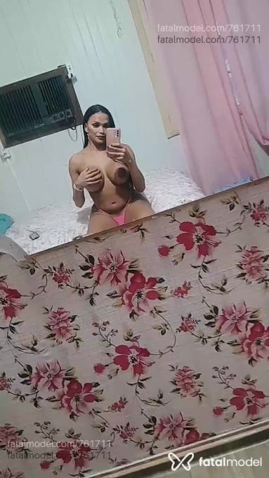 Acompanhante mulher trans com cabelo castanho de olhos castanhos em Bento Gonçalves - Ruthiellen