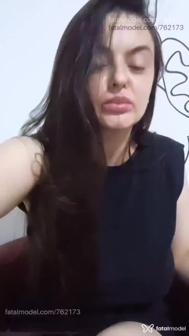 Acompanhante mulher com cabelo castanho de olhos castanhos em Curitiba - Alícia