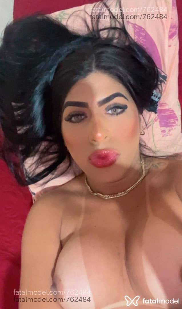 Acompanhante mulher trans com cabelo castanho de olhos castanhos em Sorriso - Luagah