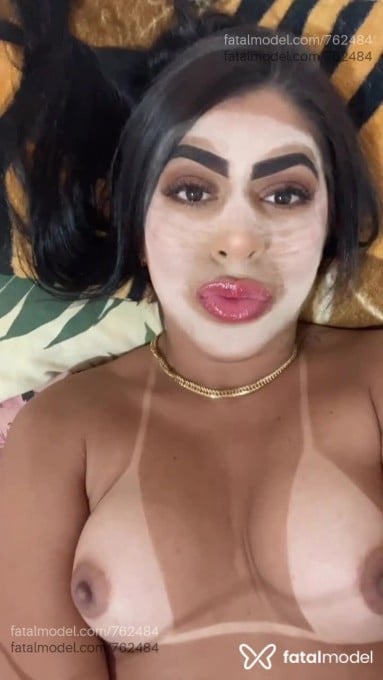 Acompanhante mulher trans com cabelo castanho de olhos castanhos em Sorriso - Luagah