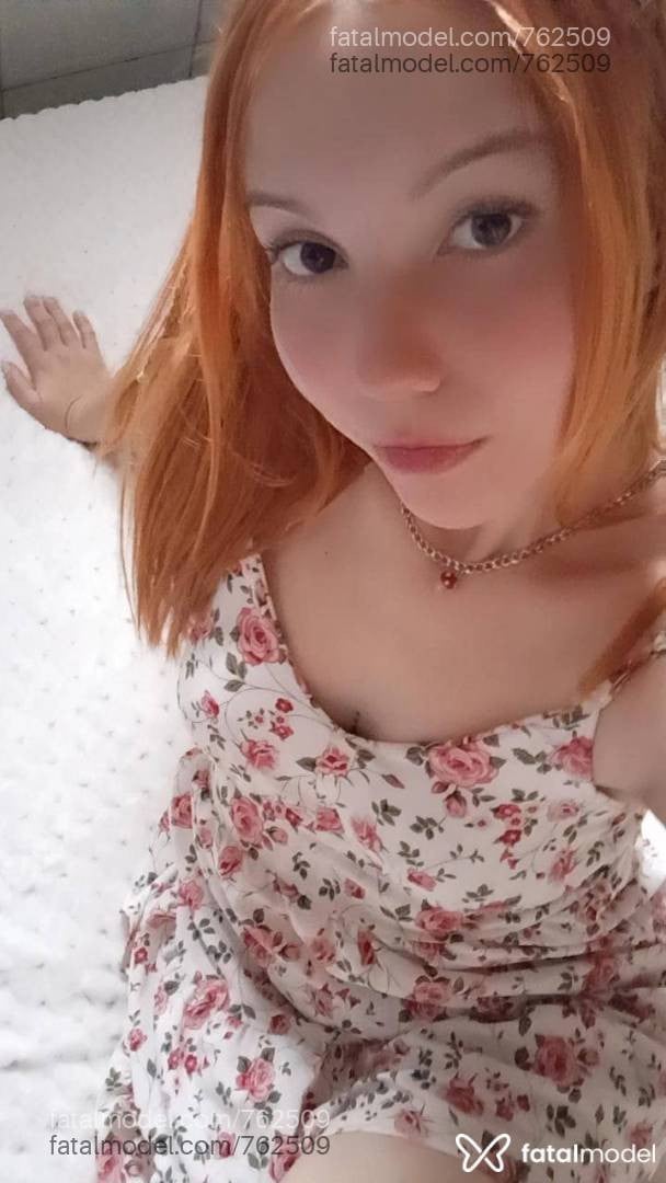 Acompanhante mulher ruiva (o) de olhos castanhos - Bruna