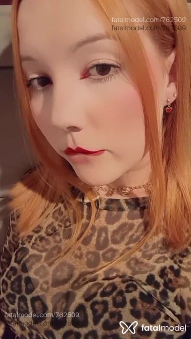 Acompanhante mulher ruiva (o) de olhos castanhos - Bruna Acompanhante mulher ruiva (o) de olhos castanhos - Bruna