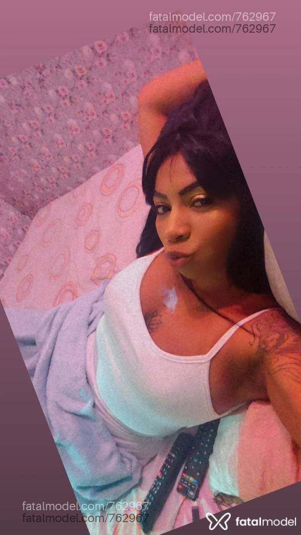 Acompanhante mulher morena (o) de olhos mel - Nicole Moraes
