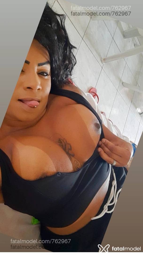 Acompanhante mulher morena (o) de olhos mel - Nicole Moraes
