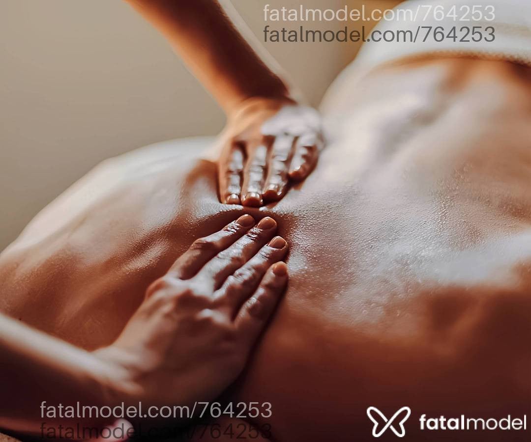 Acompanhante mulher com cabelo castanho de olhos castanhos em Três Pontas - Morena Bittencourt