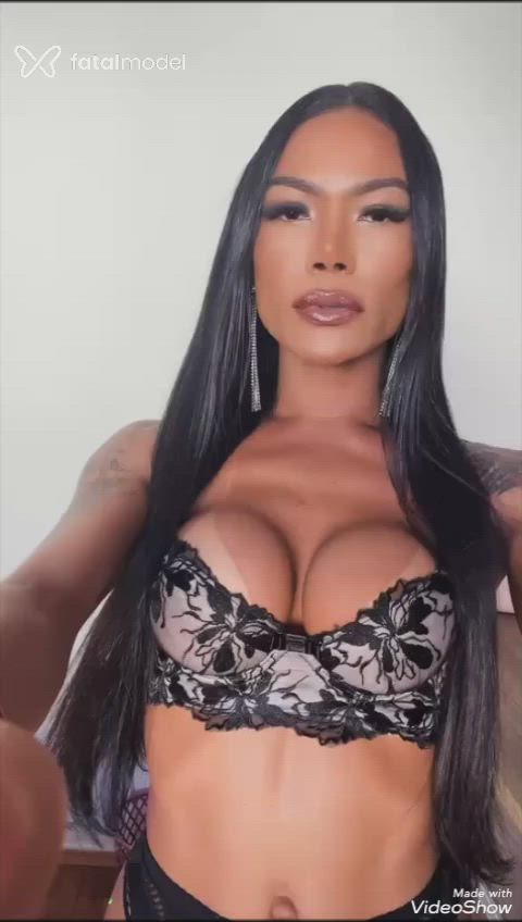 Acompanhante travesti morena (o) de olhos pretos - Dannyela Suzukky
