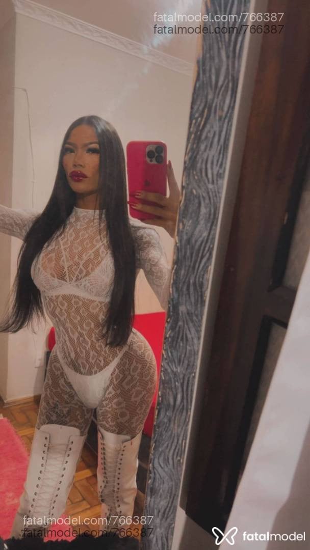 Acompanhante travesti morena (o) de olhos pretos em Varginha - Dannyela Suzukky