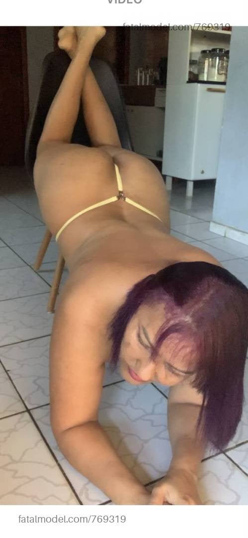 Acompanhante mulher com cabelo castanho de olhos castanhos em Ariquemes - Rudiene LLima
