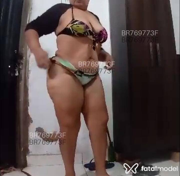 Acompanhante mulher loira (o) de olhos pretos em Campo Grande - Maria