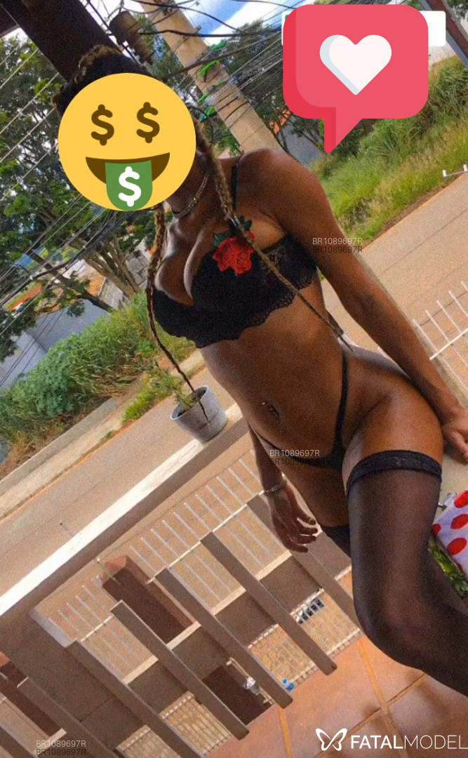 Acompanhante mulher morena (o) de olhos castanhos em Concórdia - Rianna