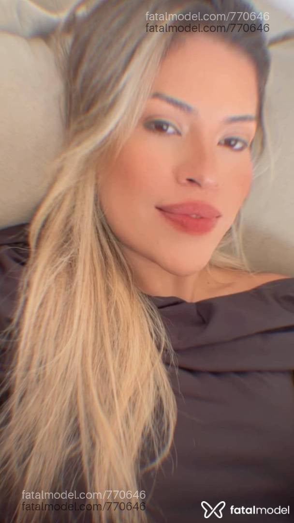 Acompanhante mulher loira (o) de olhos castanhos em Araçatuba - Alice