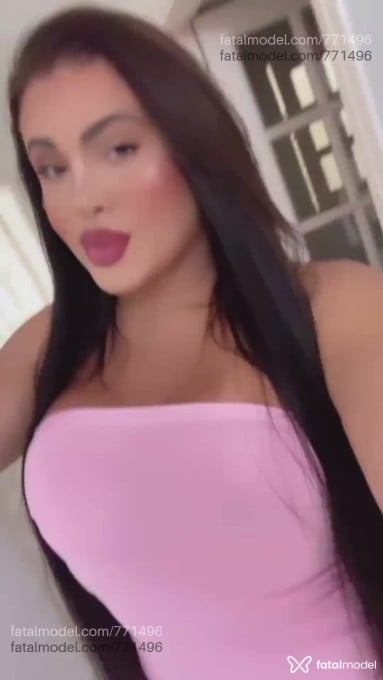 Acompanhante mulher trans com cabelo castanho de olhos castanhos em Bragança Paulista Acompanhante mulher trans com cabelo castanho de olhos castanhos em Bragança Paulista - Zaniny