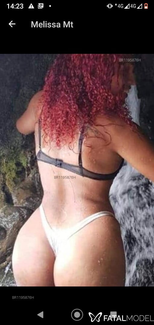 Acompanhante mulher trans ruiva (o) de olhos castanhos em Cáceres - Melissa mel
