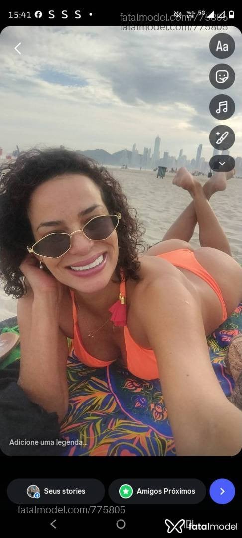 Acompanhante mulher morena (o) de olhos mel - Cris Gaúcha
