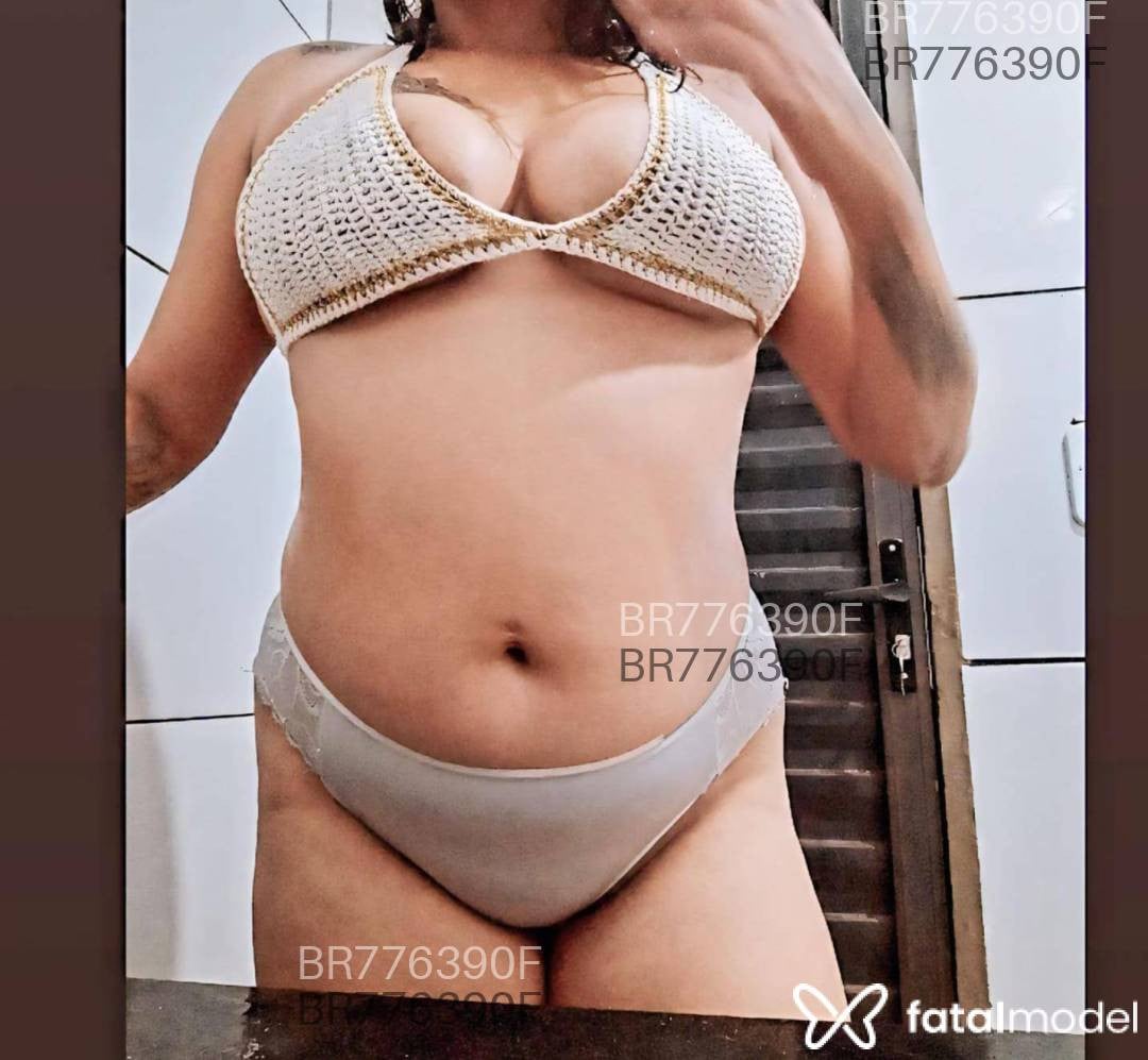 Acompanhante mulher morena (o) de olhos castanhos - Nathasha Acompanhante mulher morena (o) de olhos castanhos - Nathasha