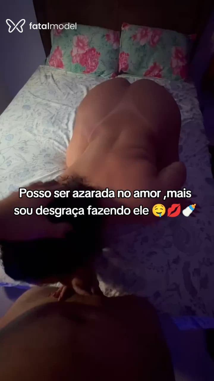 Acompanhante mulher com cabelo castanho de olhos castanhos - Lara Enola