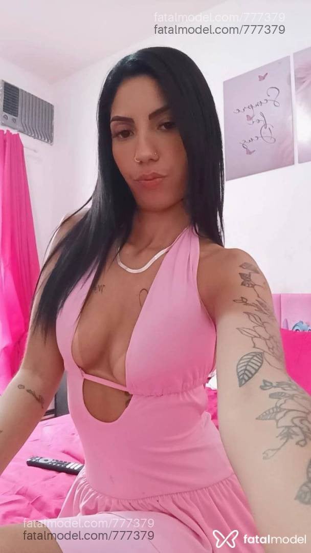 Acompanhante mulher morena (o) de olhos pretos - Isabella Brandão