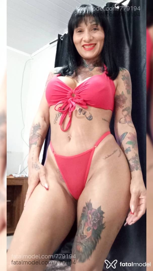 Acompanhante mulher morena (o) de olhos castanhos - Shirley Azevedo