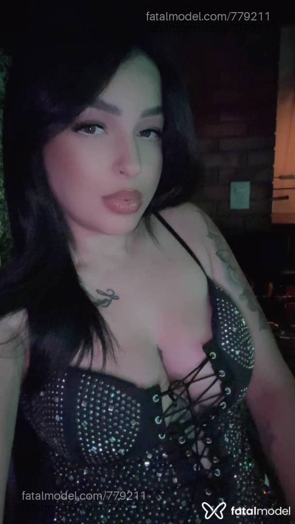 Acompanhante mulher morena (o) de olhos verdes em Cascavel - Aurora