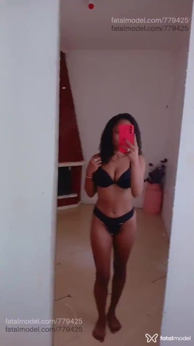 Acompanhante mulher morena (o) de olhos pretos em Lajeado Acompanhante mulher morena (o) de olhos pretos em Lajeado - Leona