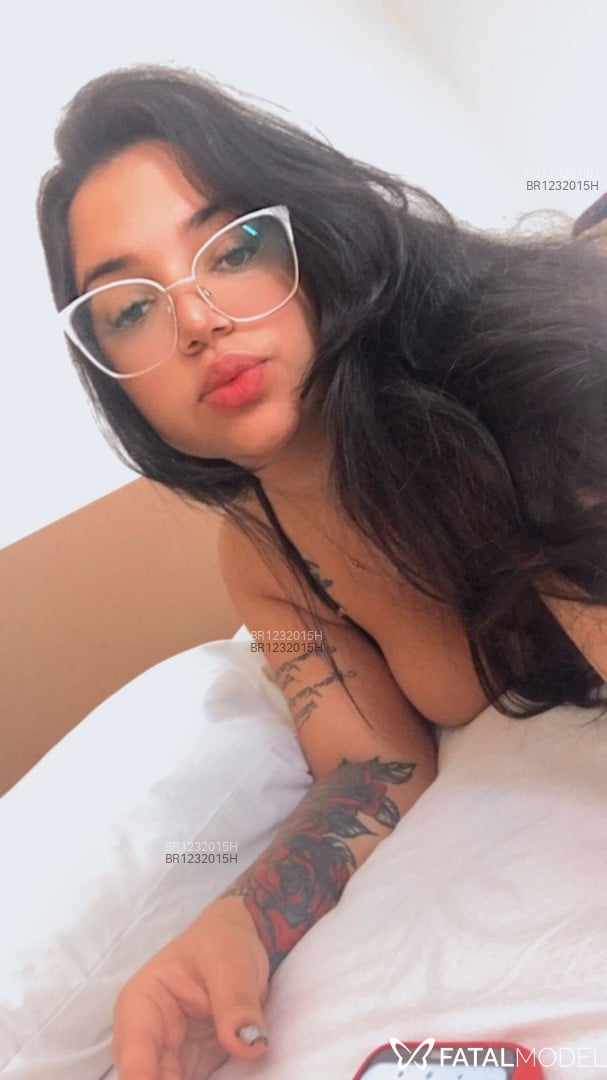 Acompanhante mulher morena (o) de olhos castanhos em Ipatinga - Gabriela