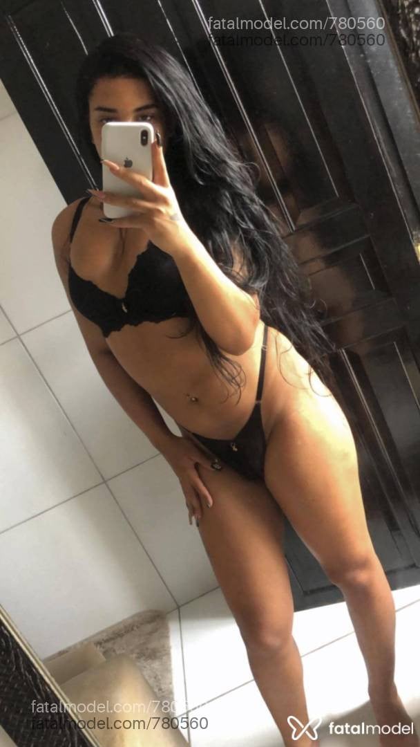 Acompanhante travesti com cabelo castanho de olhos castanhos em João Pessoa - Dalila Oliver