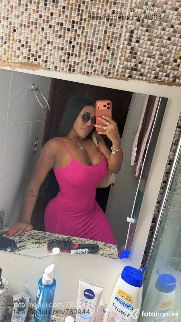 Acompanhante mulher trans morena (o) de olhos pretos em Alagoinhas - Anne