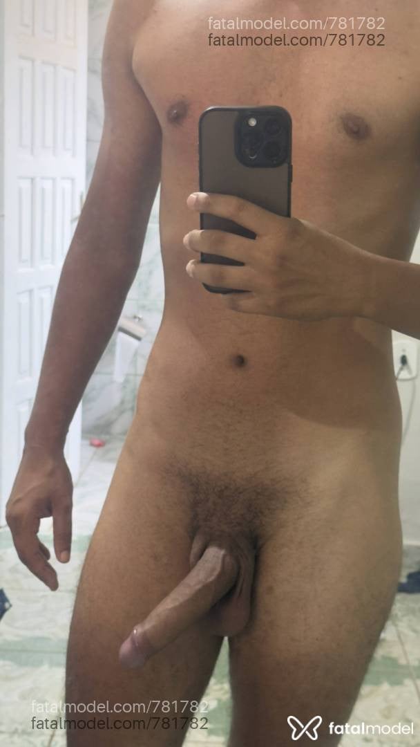 Acompanhante homem morena (o) de olhos mel - Henriquevinteumcm
