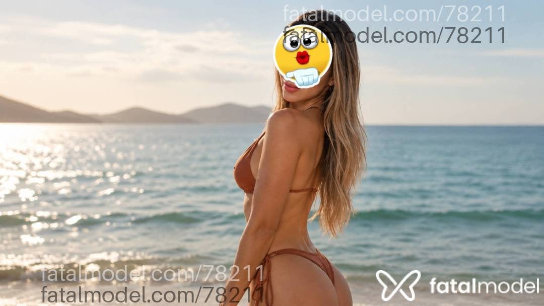 Acompanhante mulher loira (o) de olhos castanhos - Bella