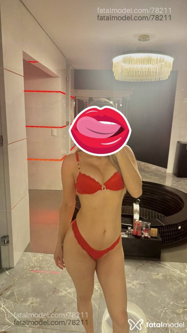 Acompanhante mulher loira (o) de olhos castanhos em Cascavel - Bella