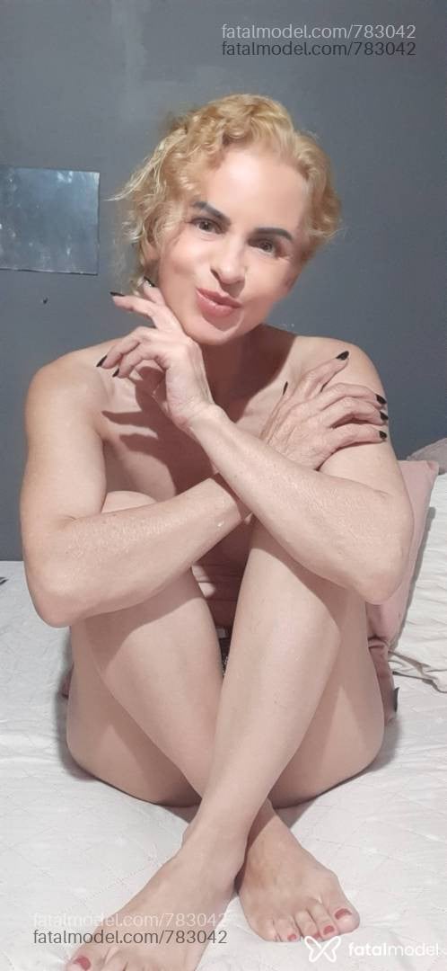 Acompanhante mulher loira (o) de olhos mel - Nanda Lancaster