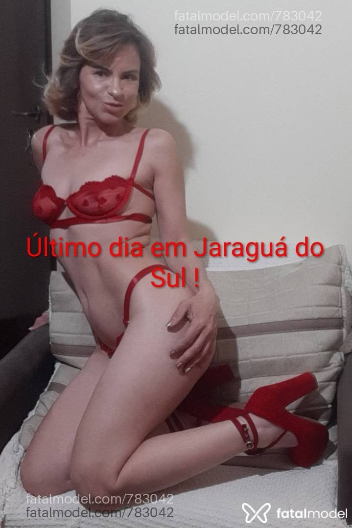 Acompanhante mulher loira (o) de olhos mel - Nanda Lancaster