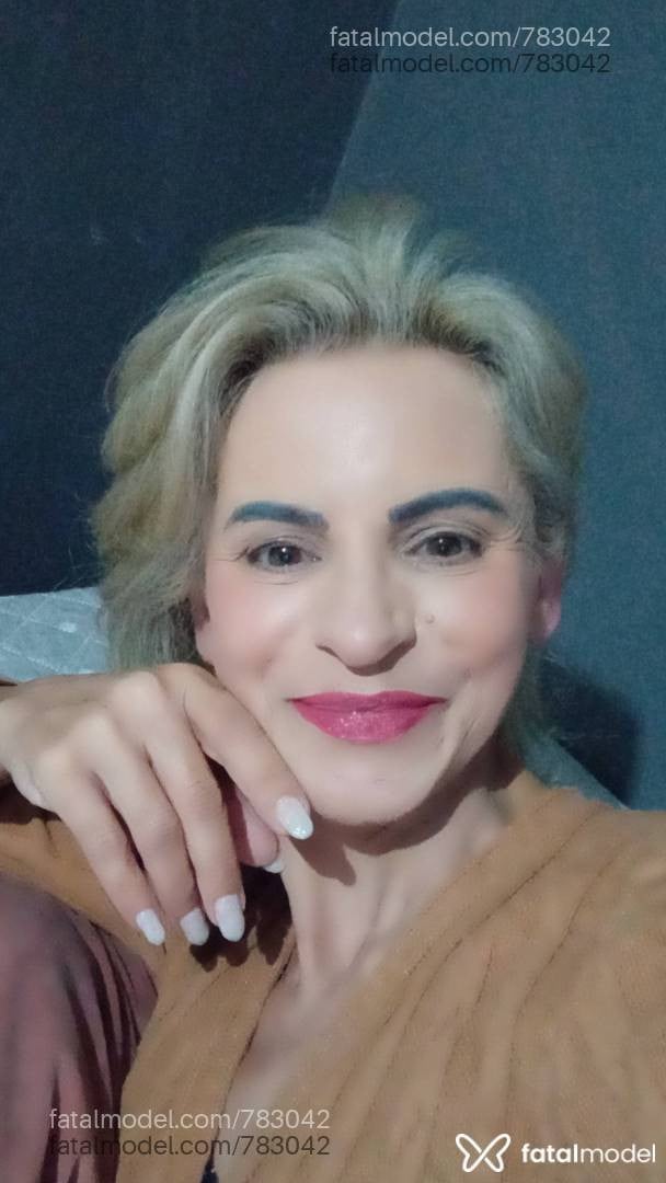 Acompanhante mulher loira (o) de olhos mel - Nanda Lancaster