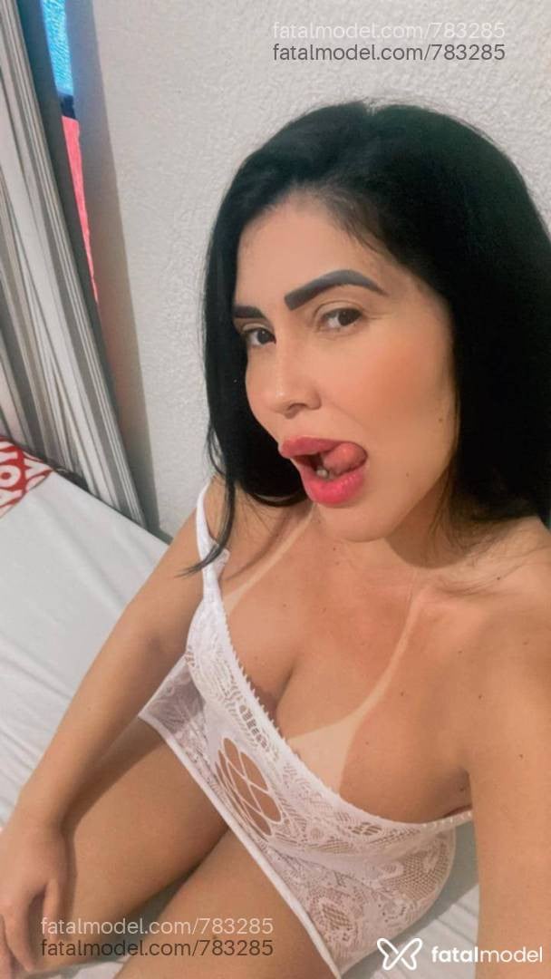 Acompanhante mulher morena (o) de olhos castanhos - Gabymineira